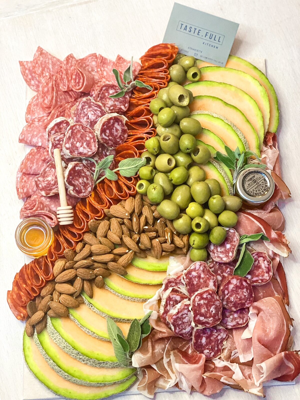 Taste.full Kitchen PLATTERS