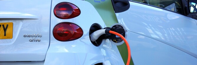 Electric plug in vehicle