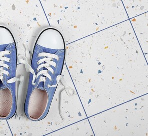 Drops - 18.5 x 18.5 Eight Plain ColoursSix Designs