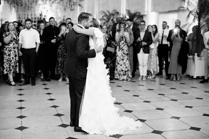 understated wedding dresses, exclusive www.kateedmondsonbridal.co.uk