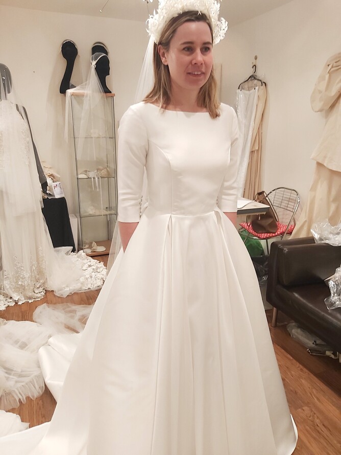 Custom made wedding dress near me, Chiswick, Notting hill, Shepherds Bush, Bespoke wedding dress designer London, Luxury wedding dress designer London