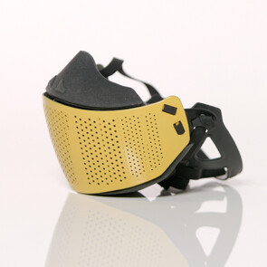 Scent diffusing mask for frontline workers