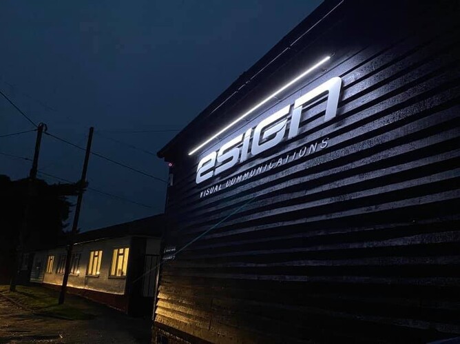 high visibility signage