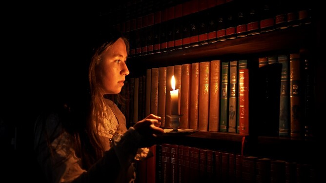 AN TAIBHSE (THE GHOST) - Directed by John Farrelly