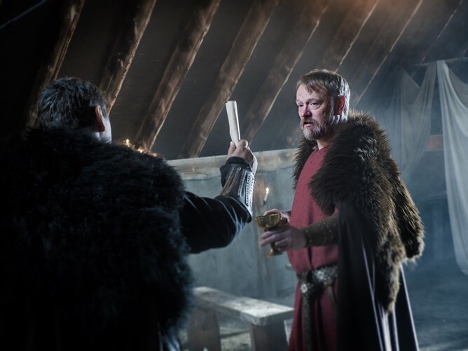 Jared Harris & Angus MacFadyen in Robert the Bruce 2019