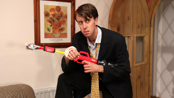 Benny Loves you - Director: Karl Holt. With: Karl Holt, Claire Cartwright, George Collie, James Parsons. UK 2019. 94 mins.