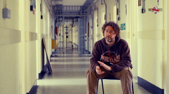 Sacha Bennet - We Still Steal The Old Way