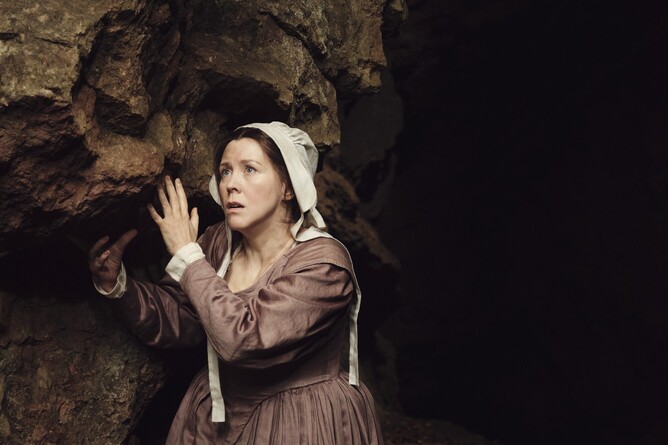 TIMESTALKER - Writer, director and Agnes, Alice Lowe