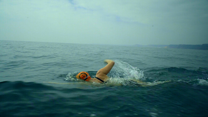 Stefan Stuckert's Documentary AGAINST THE TIDE About British Ultra-Marathon Swimmer Beth French To Be Released March 2021.