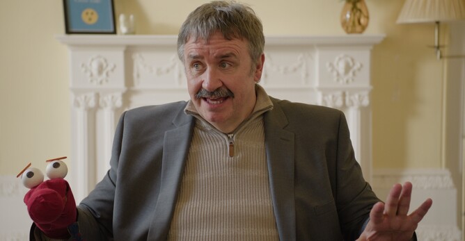 Mark Benton in CROSS TALK