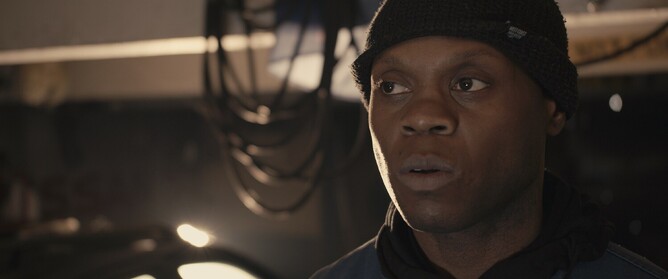 DAGGERS INN - Gavin Gordon as Samron