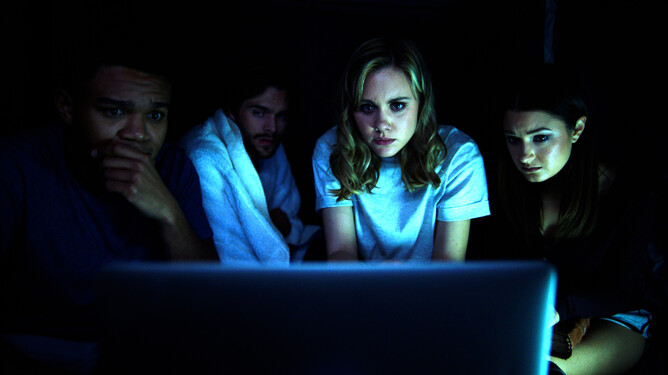 After picking-up 7 film festival awards, Scott Slone’s MALIBU HORROR STORY will screen at the Golden State Film Festival on 3rd March 2022.