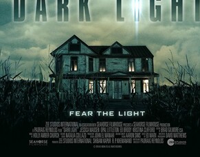 Writer/Director Padraig Reynolds Talks About His Horror Movie DARK LIGHT Ahead Of Arrow Video FrightFest World Premiere.