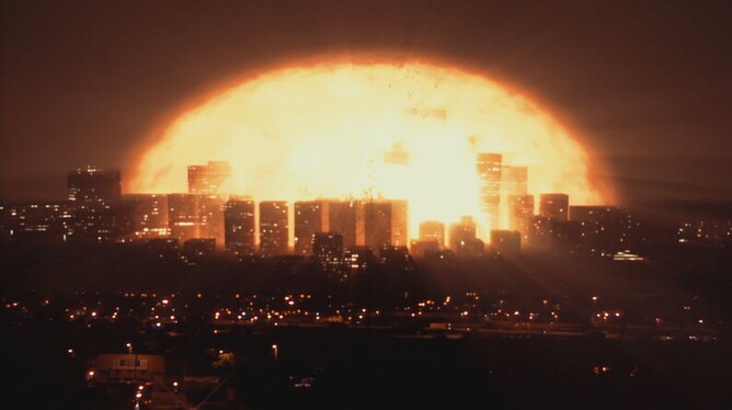 INVASION PLANET EARTH Directed By Simon Cox  Genre: Si-Fi