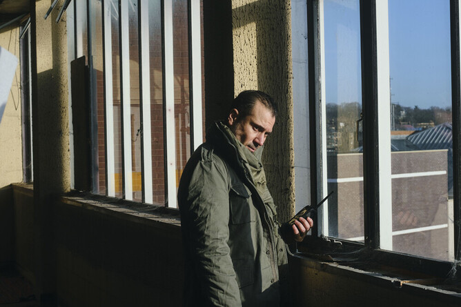 OFFICER DOWN is a short, action, thriller directed by Simon Pearce, produced by Emily Haigh and starring Martin Delaney (Bonded By Blood 2), Ben Turner (6 Days) & Josef Altin (Game of Thrones).