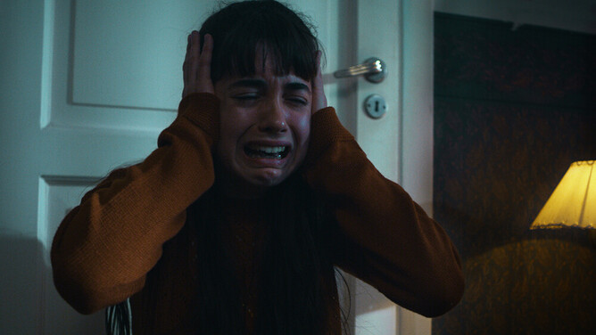 The Funeral Home - Director: Mauro Iván Ojeda. With: Luis Machín, Celeste Gerez and Camila Vaccarini. Argentina 2020. 86 mins. 