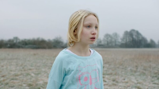 SYSTEM CRASHER - 606 Distribution