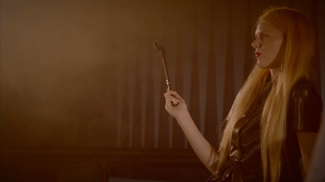 VIDEO SHOP TALES OF TERROR  - Starring Ayvianna Snow as Ilsa Lall in segment "Vergessen"