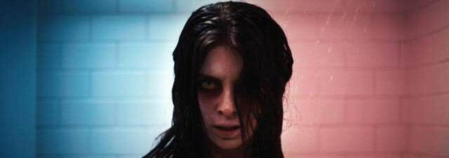 LET HER OUT (2016) Horror