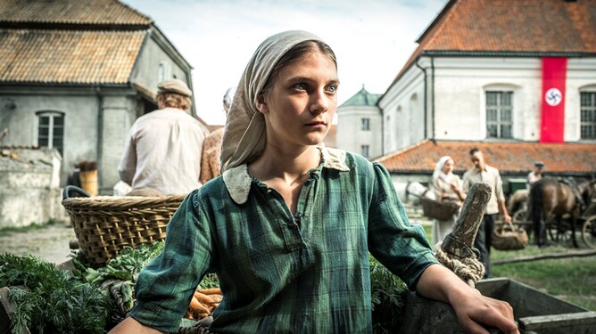  Zuzanna Surowy in The Occupation