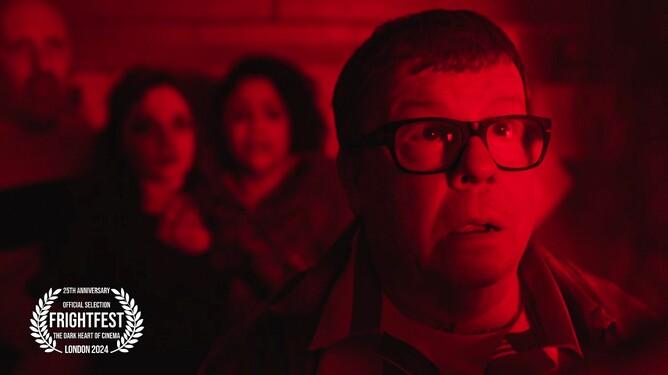 MEMBERS CLUB - Perry Benson as Neil