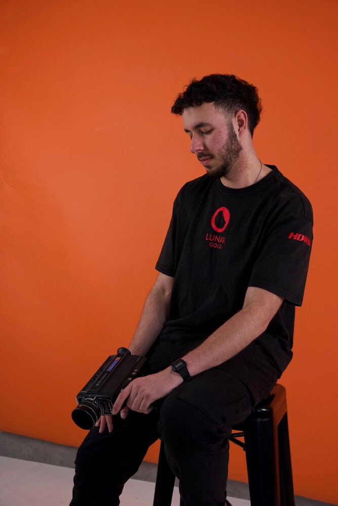 A portrait of Taran Bains, director of the sci-fi thriller HOODWINK.