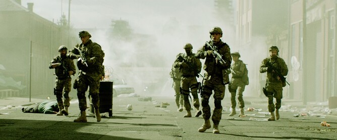 Redcon-1 Soldiers Down Deserted Street