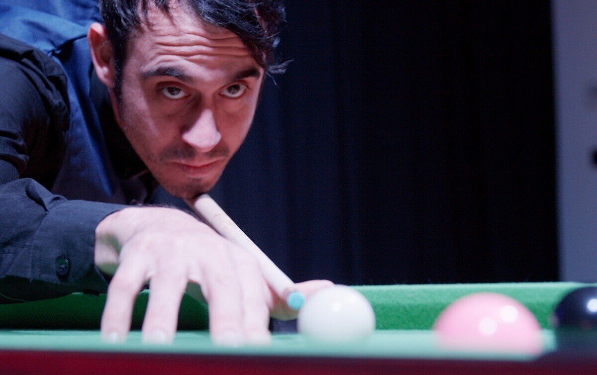 SNOOKER MAN: The Unlikely Journey of a Lookalike Snooker Champion |  Britflicks