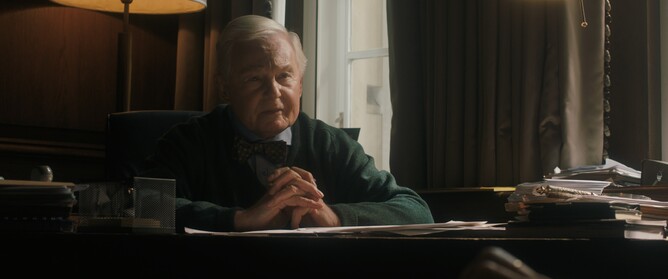 THE HOST - Derek Jacobi as Dr. Hobson