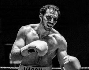 Deadline Films&#039; SHADOW BOXER Starring James Cosmo &amp; Chris &lsquo;The Flash&rsquo; Evangelou To Hit The Film Festival Circuit.