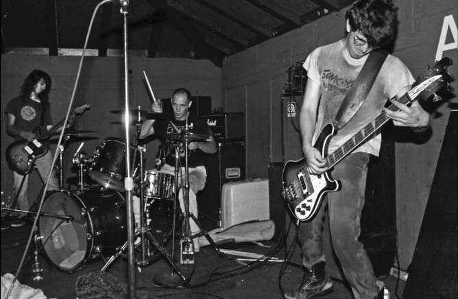 FREAKSCENE - THE STORY OF DINSOAUR JR. stars band members J. Mascis, Lou Barlow & Murph