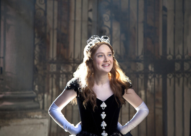 Sovereign Film Distribution To Re-Release Richard Laxton’s EFFIE GRAY, Starring Dakota Fanning