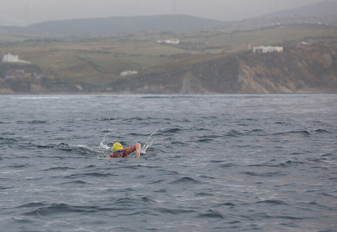 extreme swimmer Beth French
