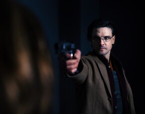 Vertical Entertainment Locks in Rights to Andrew Lee Potts&#039; Heist Movie &#039;FIRECRACKER&#039; Ahead of Berlin Film Festival Debut
