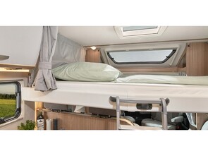 Large drop down front bed, with kids guards