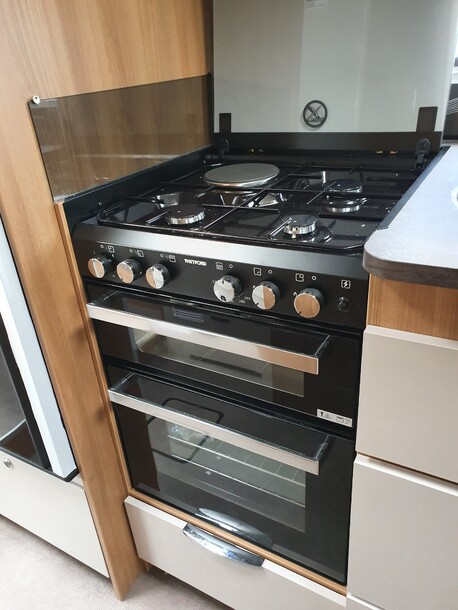 large cooker, with gas grill and gas double oven