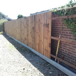 Closeboard Fencing on recessed concrete posts