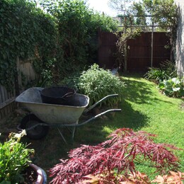 Area to be landscaped.