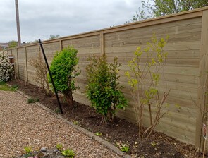 This shows the acoustic fence from the 'other' side.  It is the same bother sides due to the construction method.