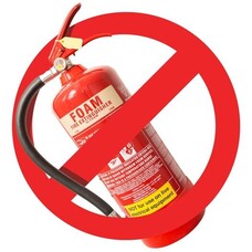Safelincs to discontinue the sale of all AFFF foam and water additive extinguishers.