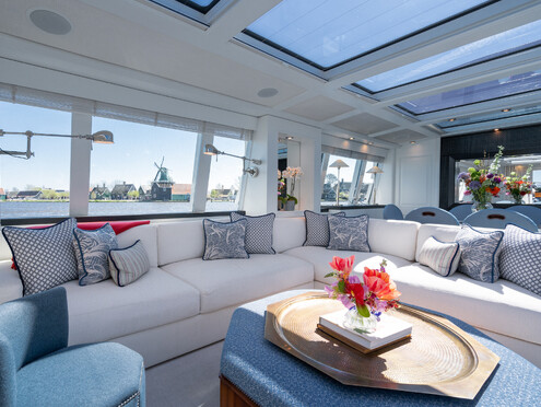 Luxury barge in Paris