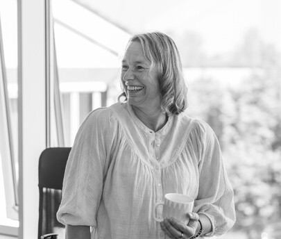 Team member of Accounts Place - Abi